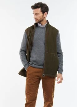 Barbour Mens Oakmoor Gilet - Olive -Throstlenest Saddlery Shop barbour oakmoor gilet olive 3rdy